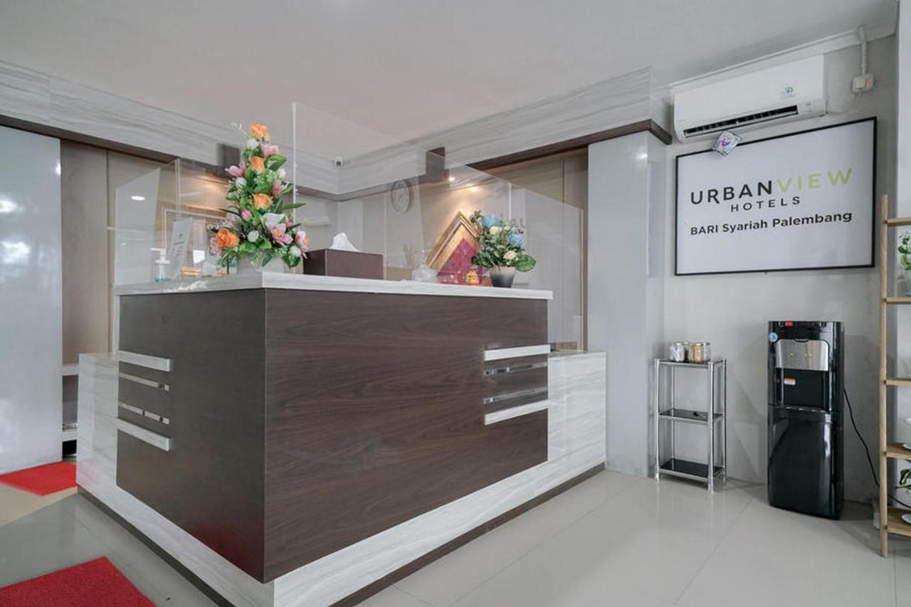 Urbanview Hotel Bari Syariah Palembang By Reddoorz Экстерьер фото